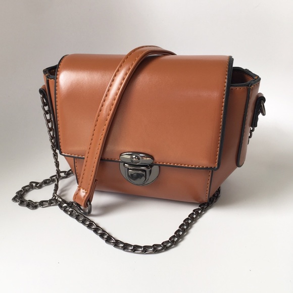 ❗️Moving SALE FINAL❗️ Vegan Leather Purse - Picture 7 of 8